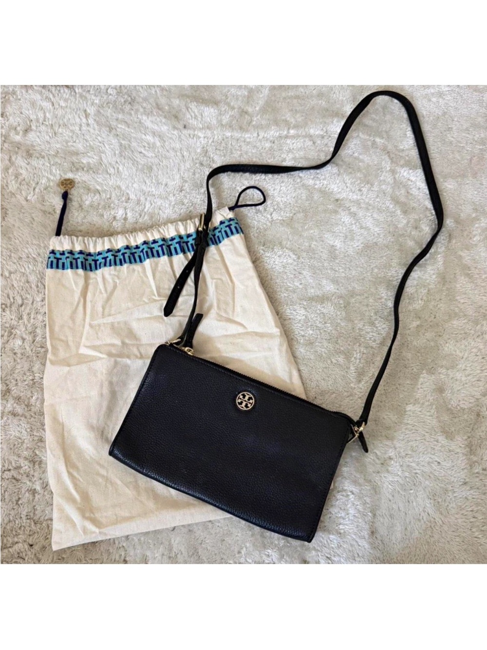 Nice Tory Burch Black Pebbled Leather Crossbody Bag & Dust Bag